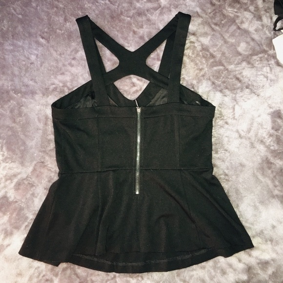 Like new Guess Dressy Tank Top in Large - Picture 2 of 4